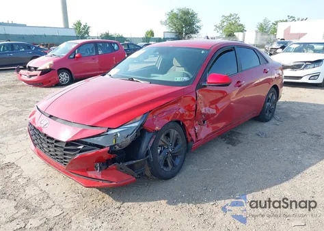 2022 Hyundai Elantra Sel z USA, uszkodzony, nr VIN KMHLM4AG8NU333594